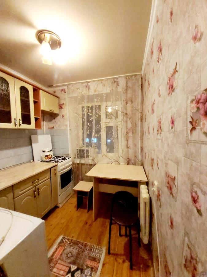 Flat in the city center Uralsk Exterior photo
